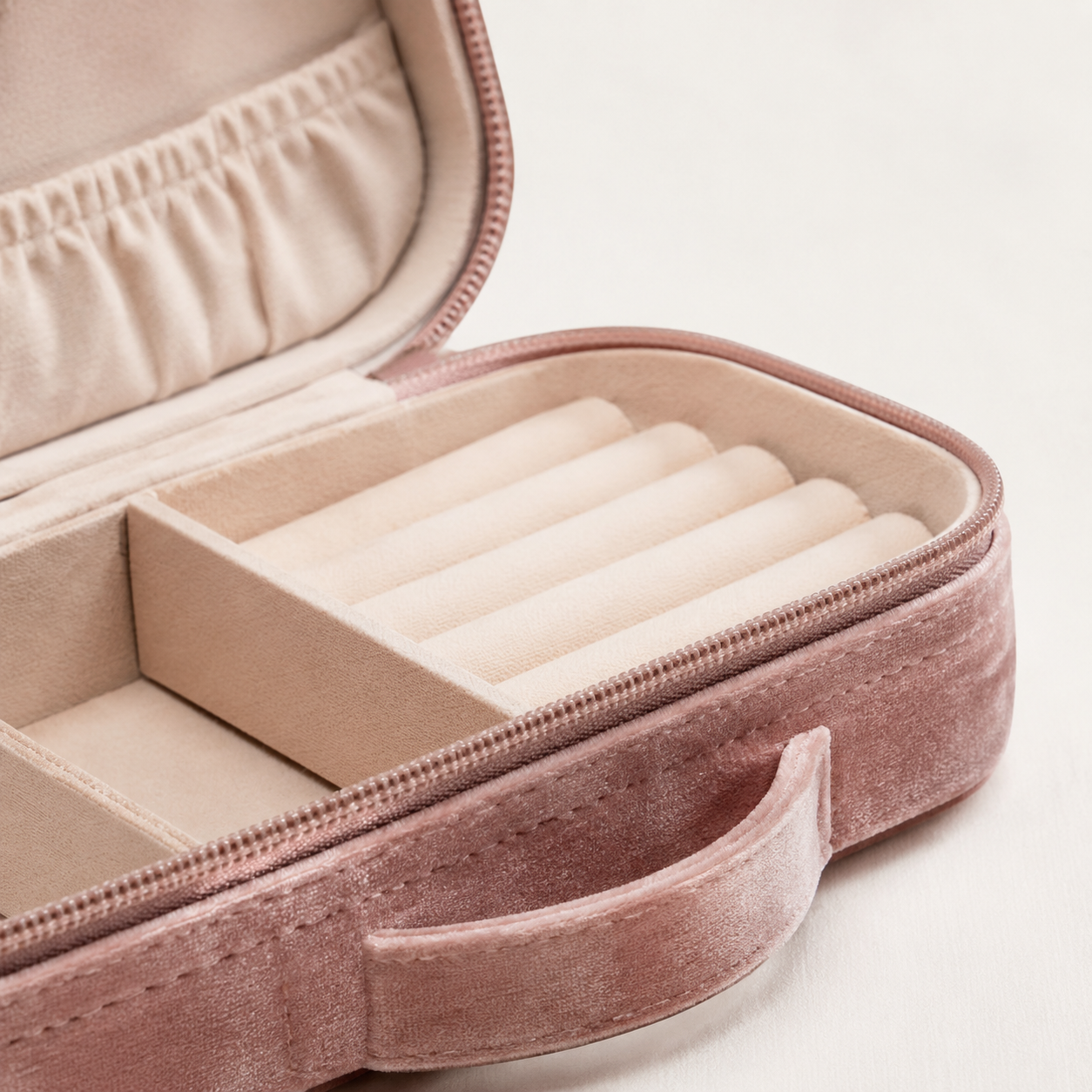 Krenza Velvet Jewelry Travel Case - Image 2